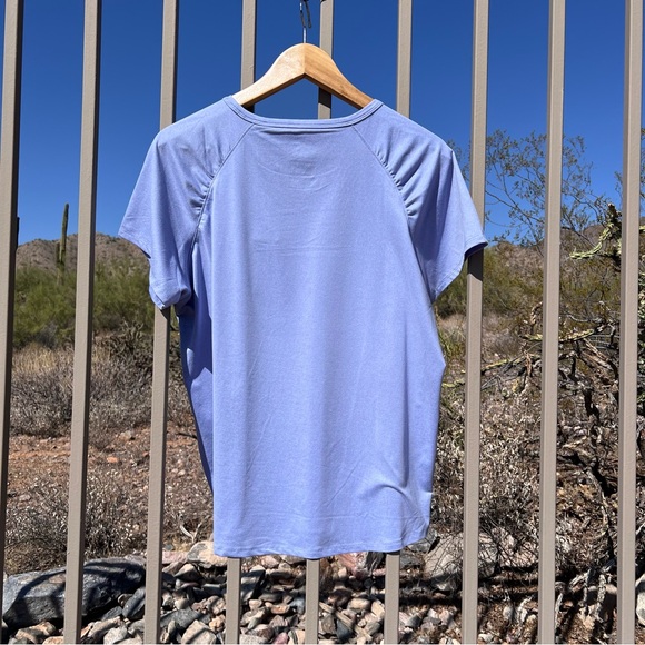 NWT Zeroxposur Performance Tee Women’s Size L Color Peri Mist - Picture 4 of 7